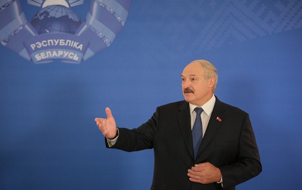 Лукашенко попросил Украину «не подбрасывать боевиков» в Белоруссию Лукашенко попросил Украину «не подбрасывать боевиков» в Белоруссию